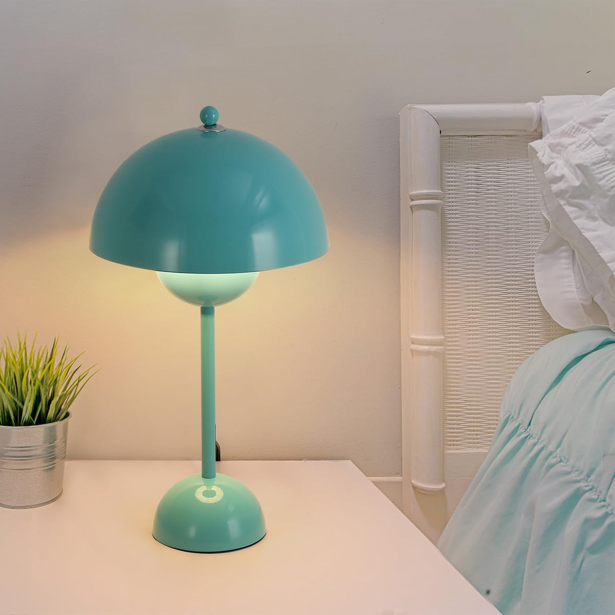 Mid-Century Modern Table Lamp Turquoise M842509