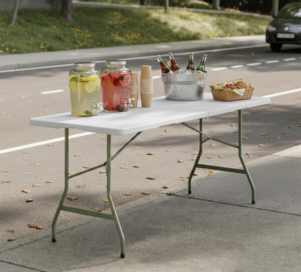 Set of 5 White Plastic Bi-Folding Rectangular Event Tables B615